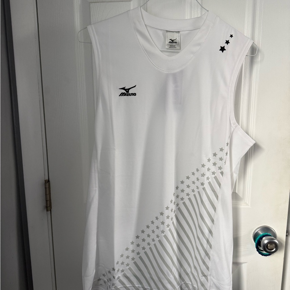 Mizuno Men's Medium Sleeveless Shirt